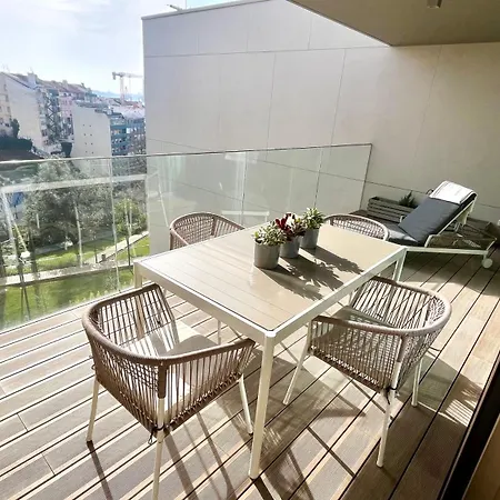 Luxurious 2 Bedrooms With Amenities In Center Lisboa