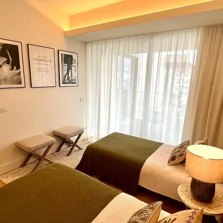 Apartamento Luxurious 2 Bedrooms With Amenities In Center *