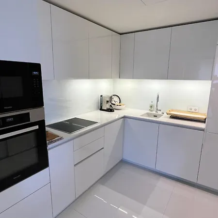 Apartamento Luxurious 2 Bedrooms With Amenities In Center *