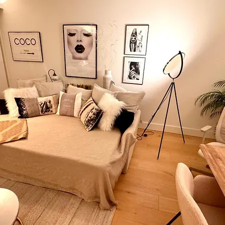 Luxurious 2 Bedrooms With Amenities In Center * Lisboa
