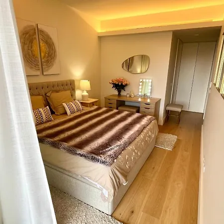 Apartamento Luxurious 2 Bedrooms With Amenities In Center *