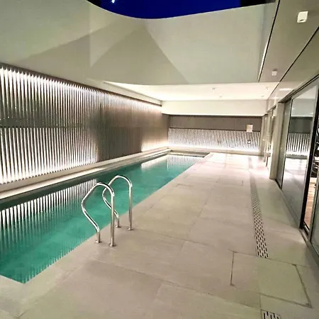 Apartment Luxurious 2 Bedrooms With Amenities In Center Lisbon