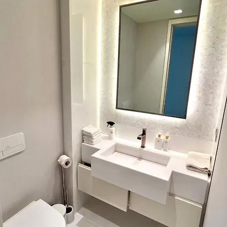 Apartament Luxurious 2 Bedrooms With Amenities In Center *
